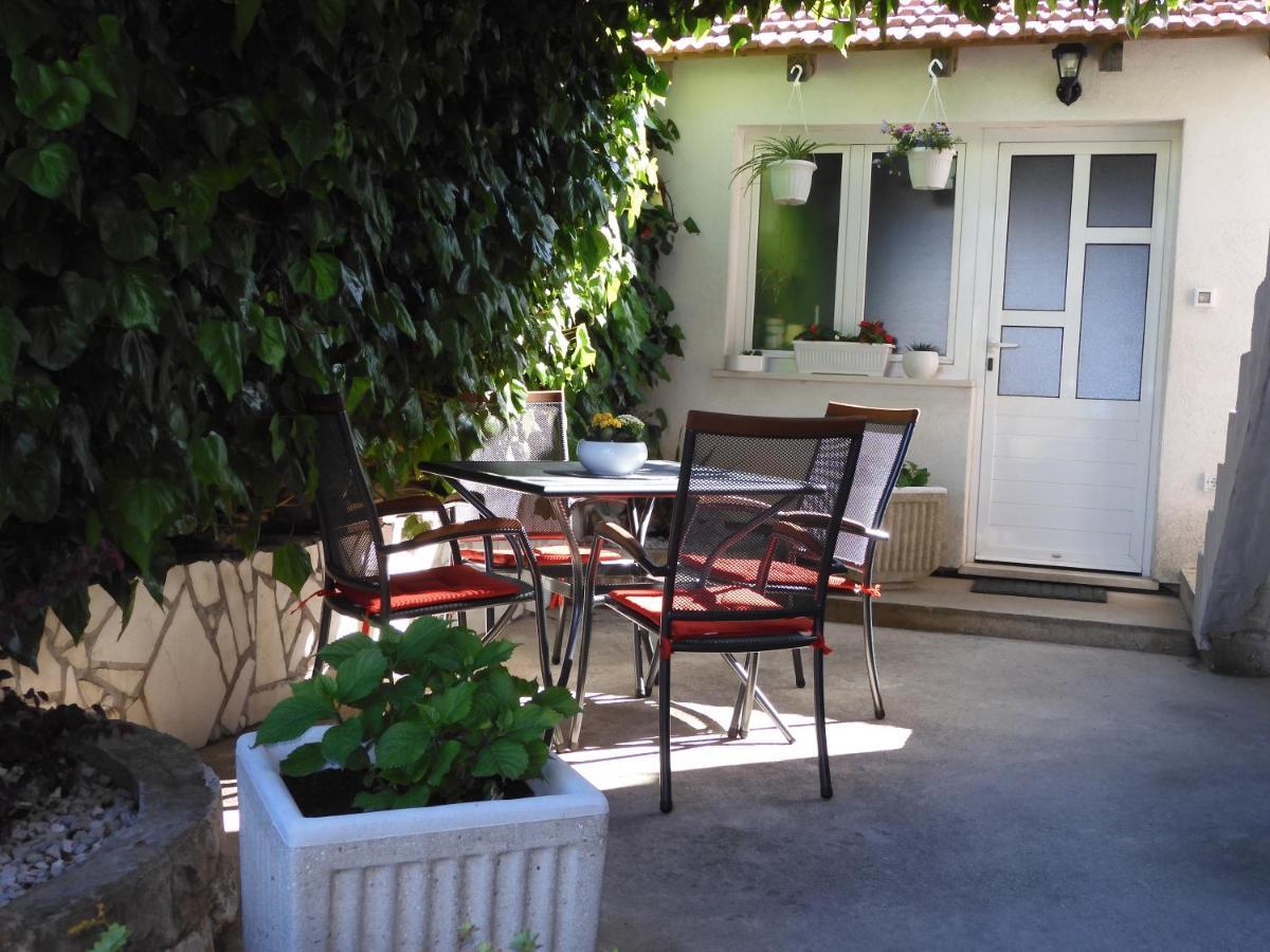 Jagoda Apartman Zrnovo Exterior photo